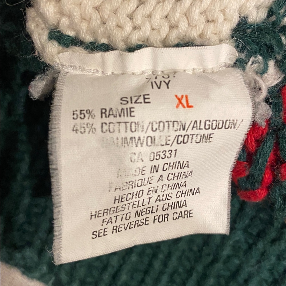 Vintage Woolrich Christmas Gingerbread House Sweater w Green and Red Accents - Picture 11 of 12